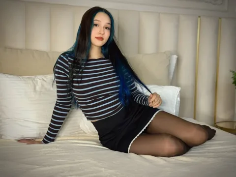 Watch LauraBriggs Live Adult Webcam Show - Free Sex Cam Stream