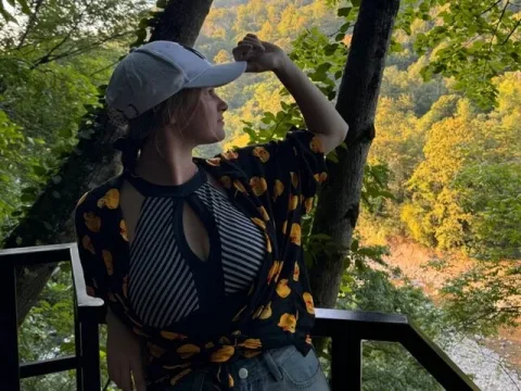 Watch ShamekaPiskura Live Adult Webcam Show - Free Sex Cam Stream