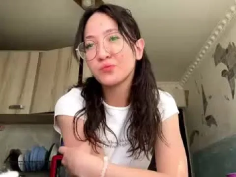 Watch Emily Live Adult Webcam Show - Free Sex Cam Stream