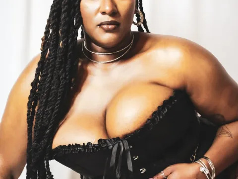 Watch GirthGoddessCoco Offline Adult Webcam Show - Free Sex Cam Stream