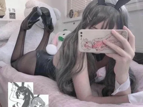 Watch EvaKittys Offline Adult Webcam Show - Free Sex Cam Stream