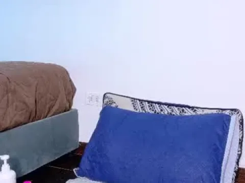Watch Zamir Live Adult Webcam Show from Colombia - Free Sex Cam Stream