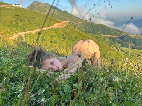 Watch AshleyD Offline Adult Webcam Show - Free Sex Cam Stream