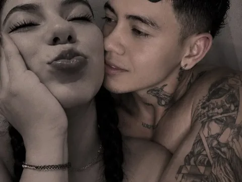 Watch ColombianSexyCouple Live Adult Webcam Show - Free Sex Cam Stream