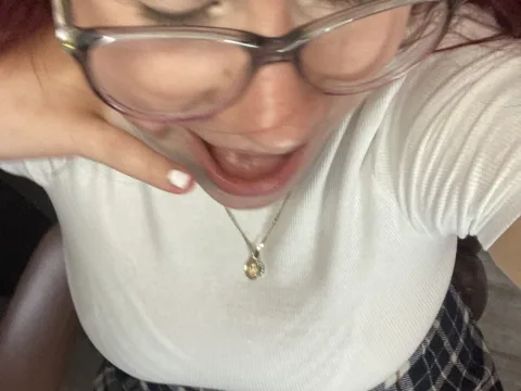 Watch Littleviki7 Offline Adult Webcam Show - Free Sex Cam Stream