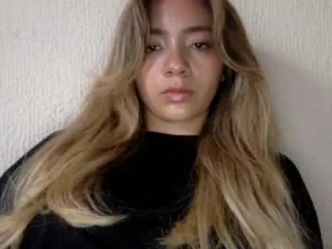 Watch MAJOGOMEZZ Live Adult Webcam Show from Colombia - Free Sex Cam Stream