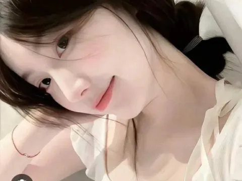 Watch Wella-cute Live Adult Webcam Show - Free Sex Cam Stream