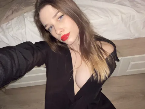 Watch LisaSweetie Live Adult Webcam Show - Free Sex Cam Stream