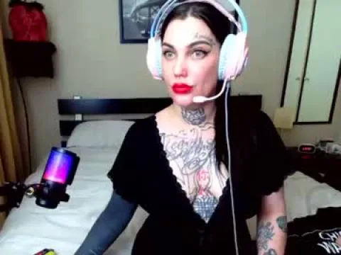 Watch Ashley Faye Live Adult Webcam Show from South Africa - Free Sex Cam Stream