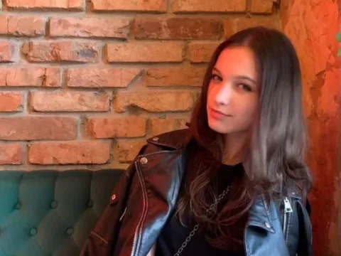 Watch InnocentEvee Offline Adult Webcam Show - Free Sex Cam Stream