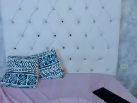Watch Misskarla1 Offline Adult Webcam Show from Colombia - Free Sex Cam Stream